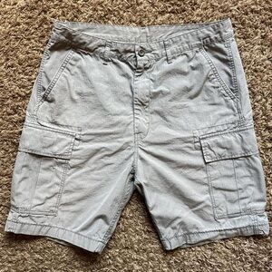Men’s vintage Levi’s Cargo Shorts